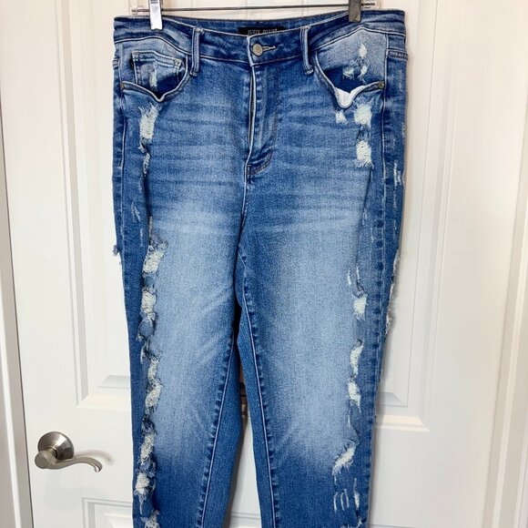 JUDY BLUE Cheyenne Distressed Side Seam High Rise Crop Straight, Sz 11/30 Womens - Picture 1 of 8